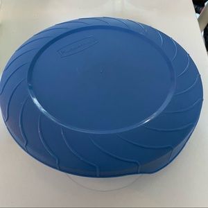 2 Rubbermaid Servin Savers